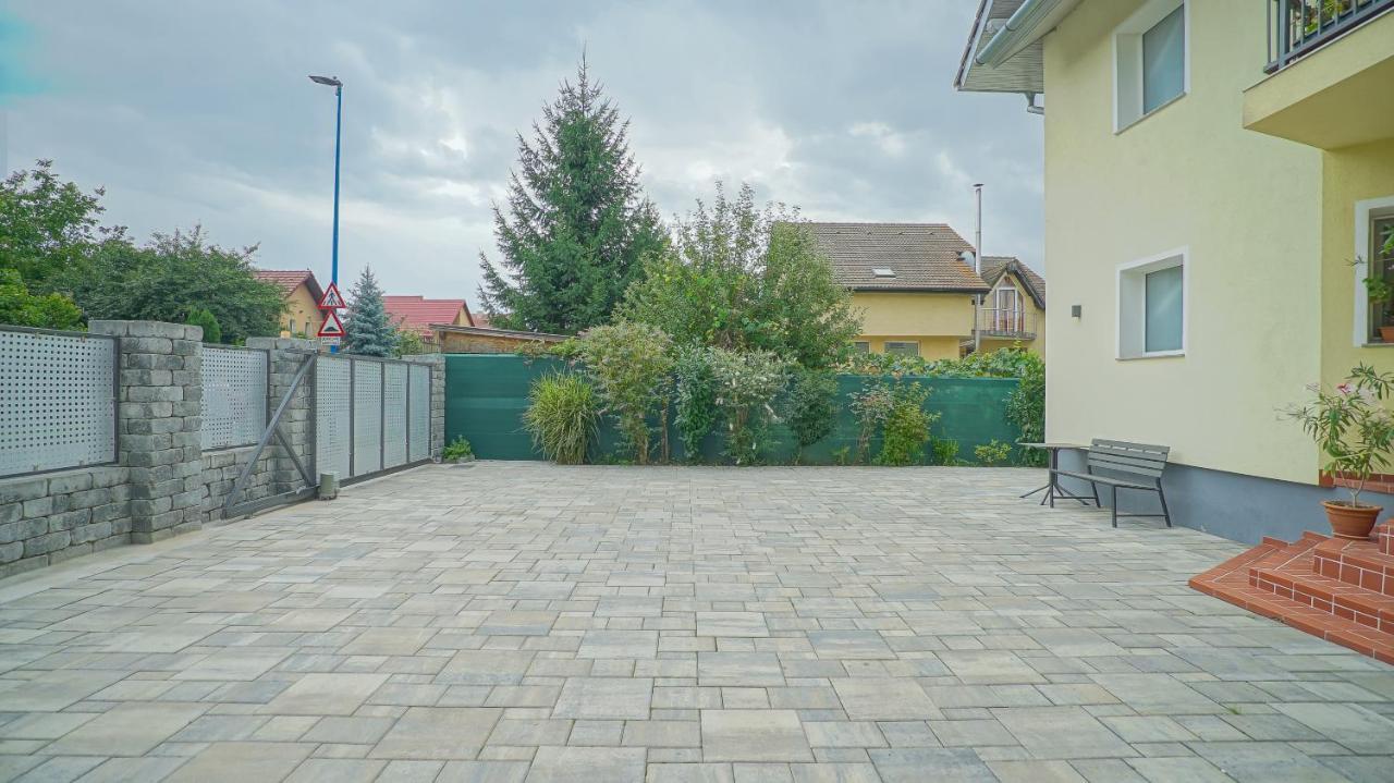 דירות בראשוב Vilux With Indoor Private Parking מראה חיצוני תמונה