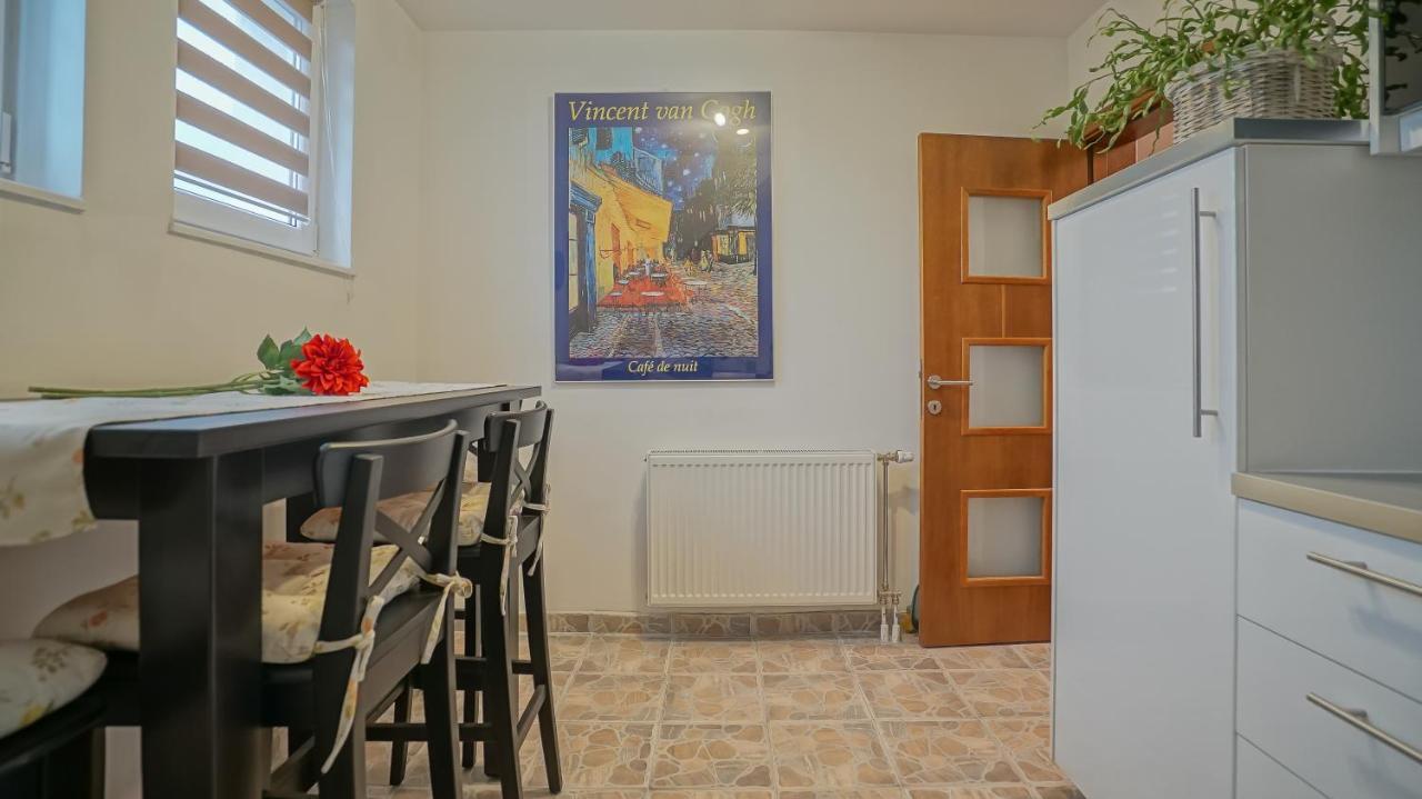 דירות בראשוב Vilux With Indoor Private Parking מראה חיצוני תמונה